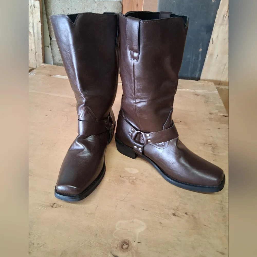 NWT Mens Dark Brown Leather Boots